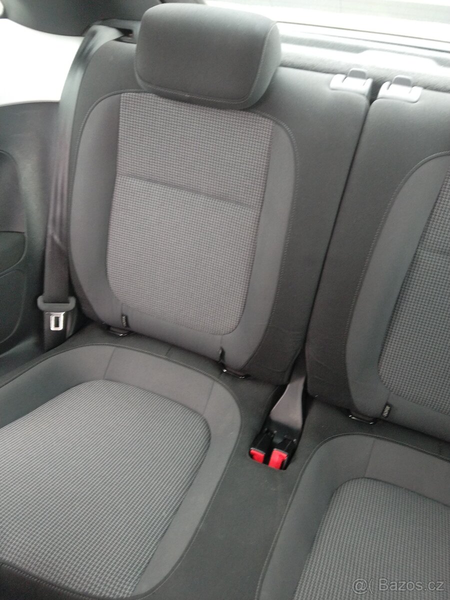 VW Beetle 1.2Tsi, 77kW, rok 2016, najeto 142t km. - 15