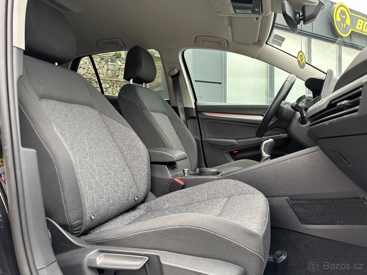 Volkswagen Golf 2023 - 15