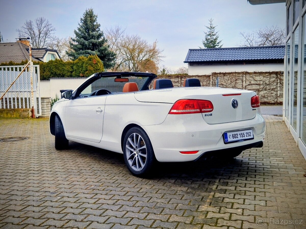 Volkswagen Eos, 1,4i 90kW manual top interiér - 15
