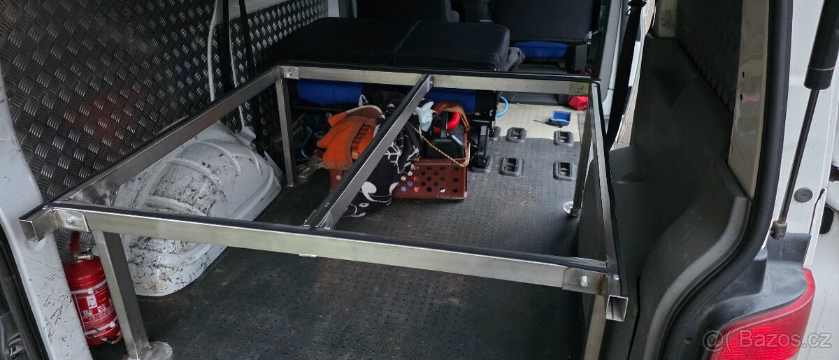 Spací vestavba VW transportér T5, T5.1, T6 - 15
