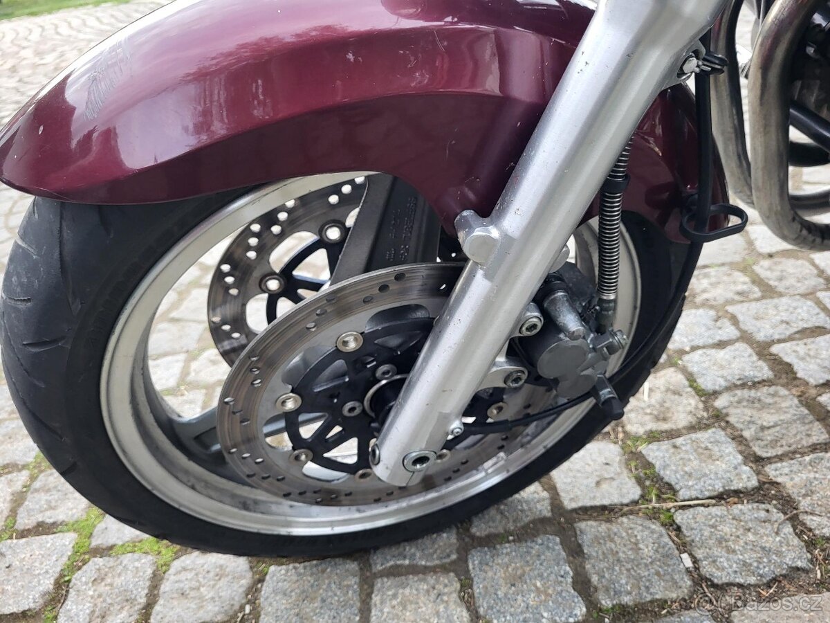 Kawasaki Zephyr 750 C - 15