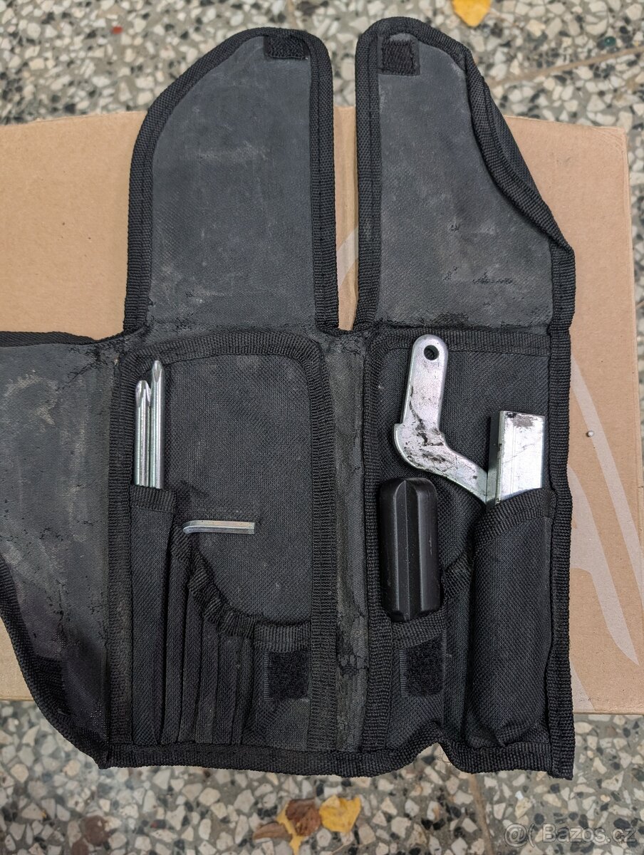 Triumph speed triple 1050 - 15