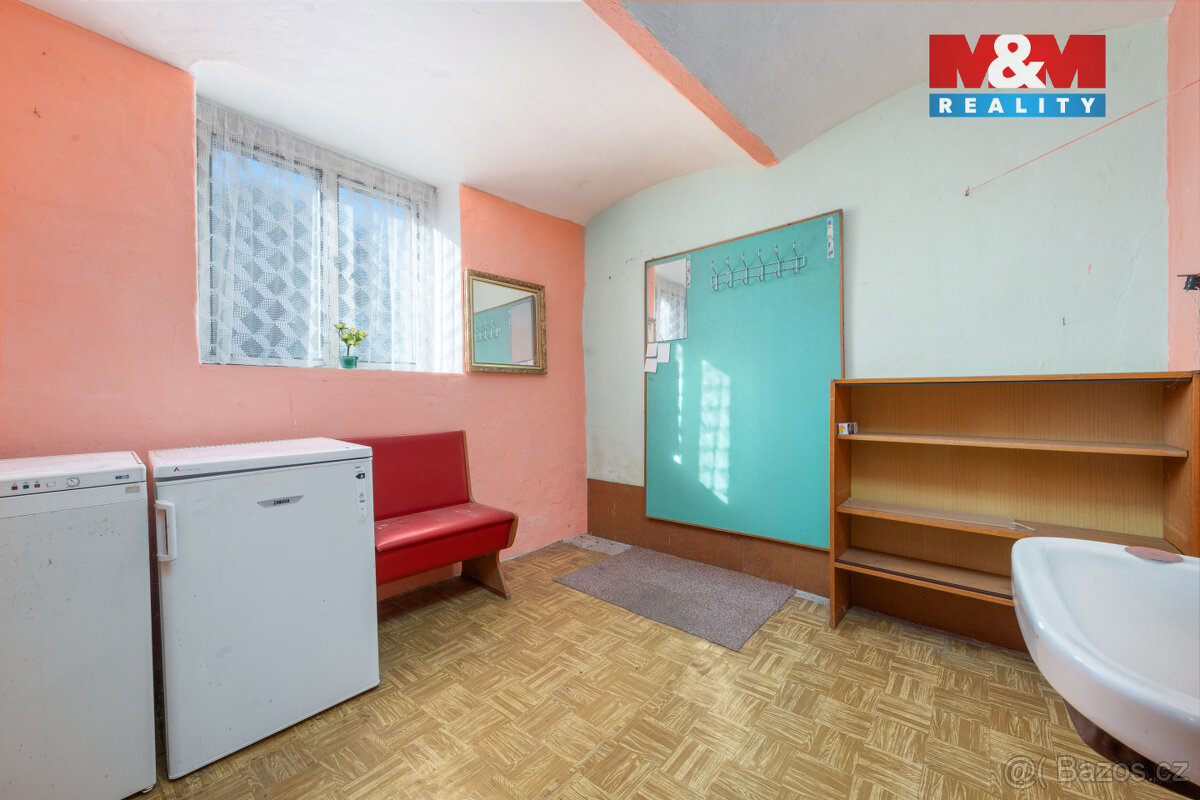 Prodej rodinného domu s garáží, 546 m², Lukavice - 15