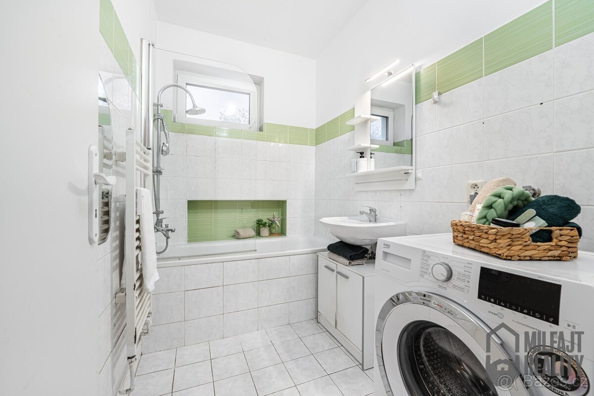 Prodej bytu 2+kk 60 m² s předzahrádkou, Turnov, ev.č. 06797 - 15