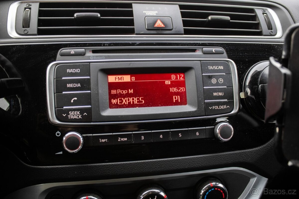 Kia Rio 61,8kW (2016) - 15