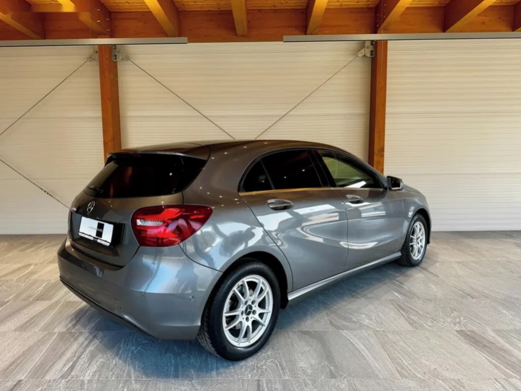 Mercedes-Benz Třídy A, 160 d - 15