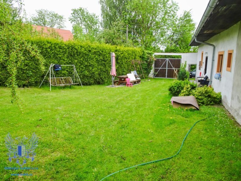 Prodej rodinného domu Vlčeves - 15