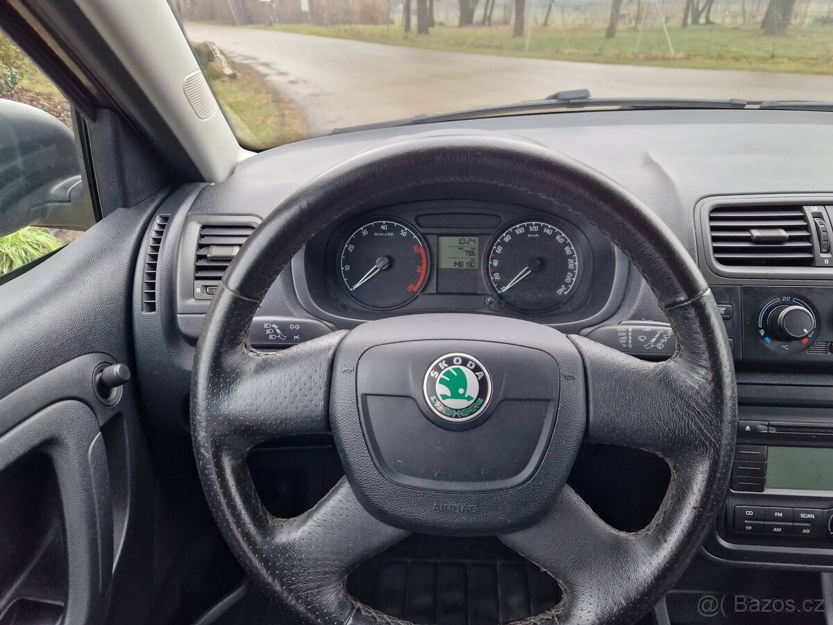 Škoda Fabia 2 combi 1,4 16 V 63 KW - 15