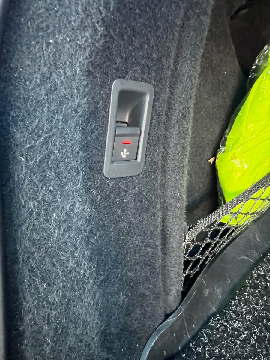 Audi A4 Avant 2,0TDI 90kw,manuál,navi,LED,tažné,audio - 15