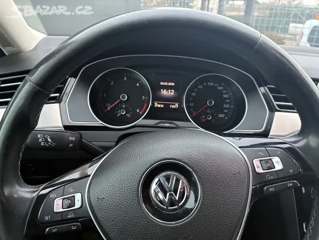 VW PASSAT Kombi 2.0 TDi - 15