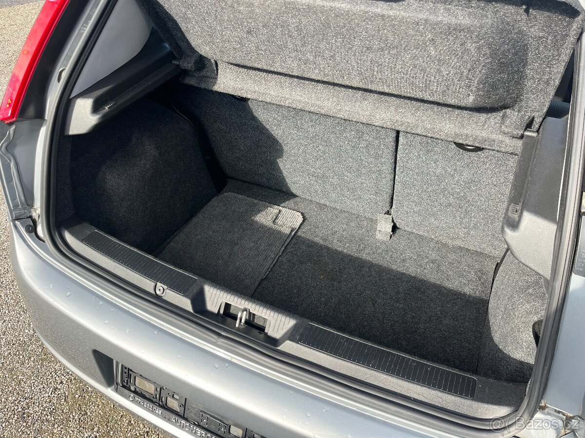 Fiat Punto 1.2i 51kw, 1 majitel - 15