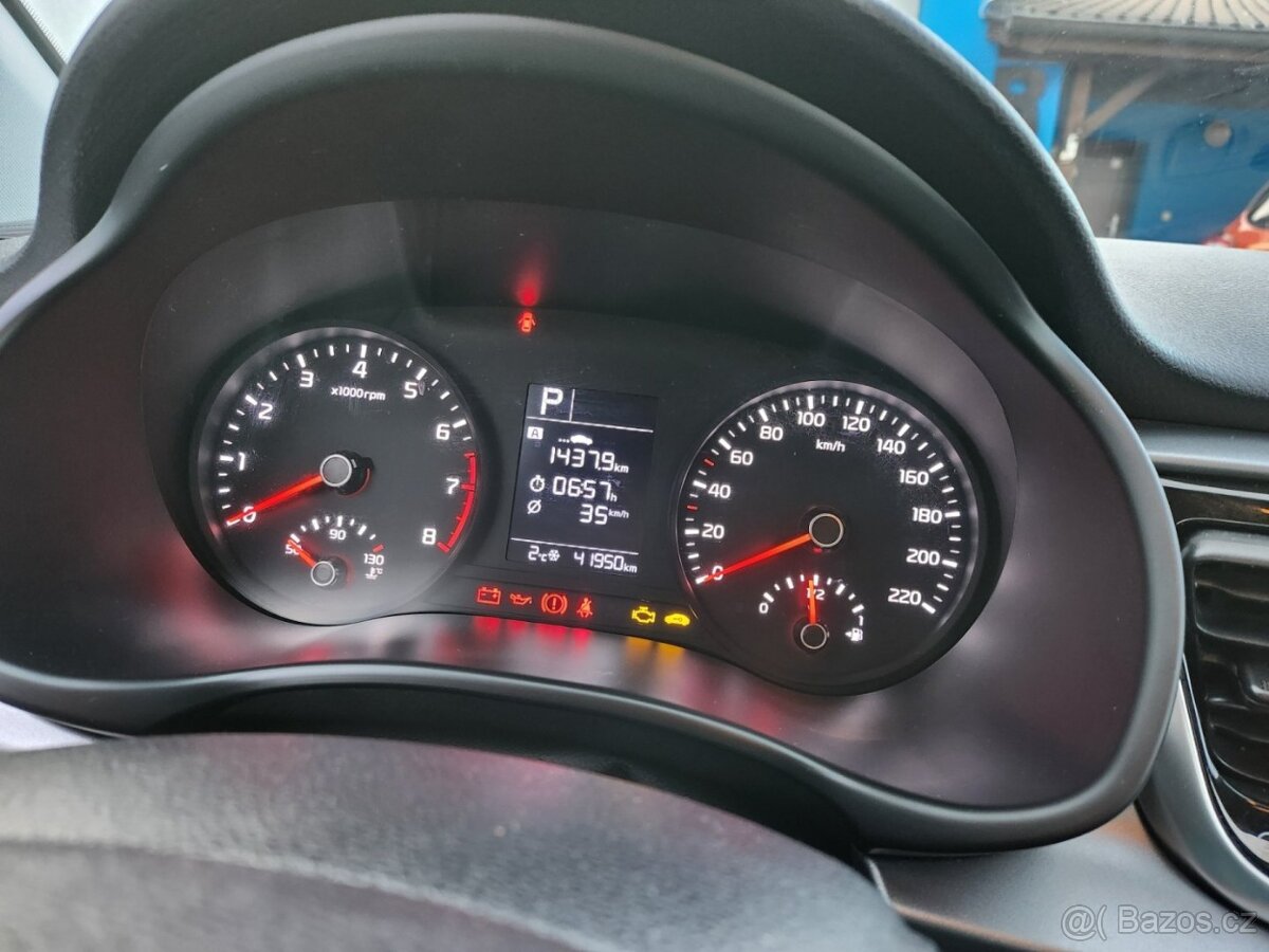 kia Rio 1.4 benzín 2019 AUTOMAT. - 15