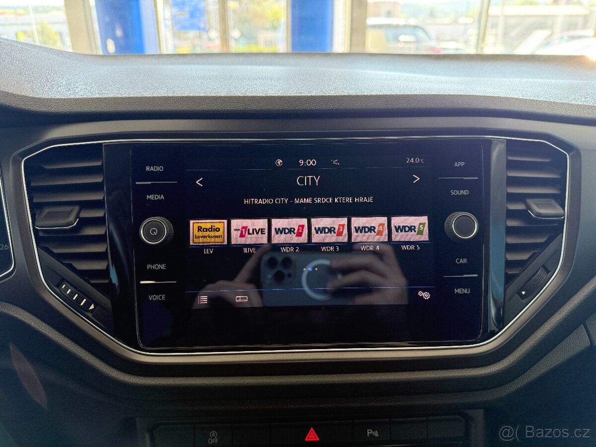 Volkswagen T-Roc 1,0 TSI 85kW,SERVISKA - 15