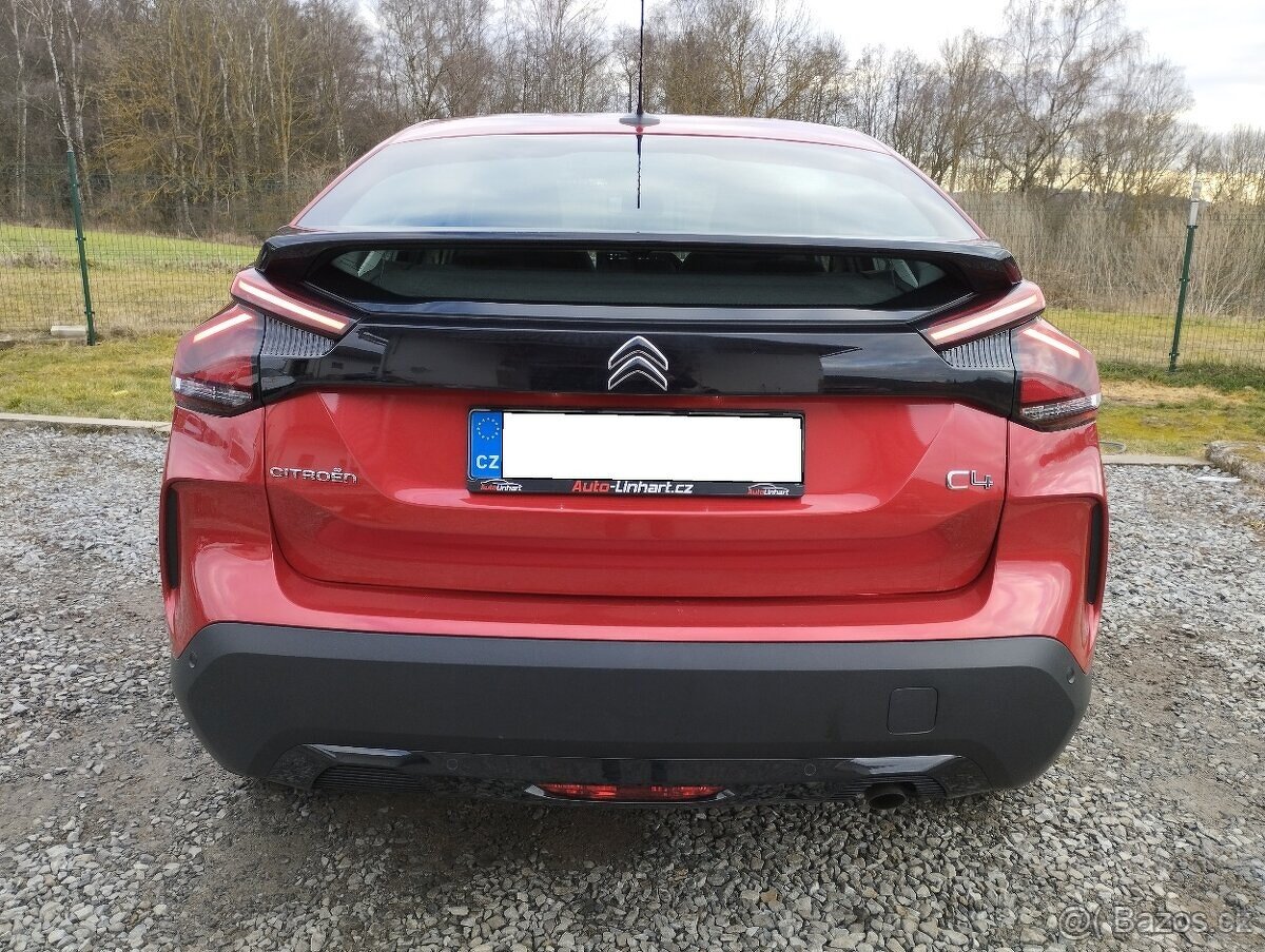 Citroën C4 - 1.2 PureTech 74kw, TAŽNÉ, DPH - 15