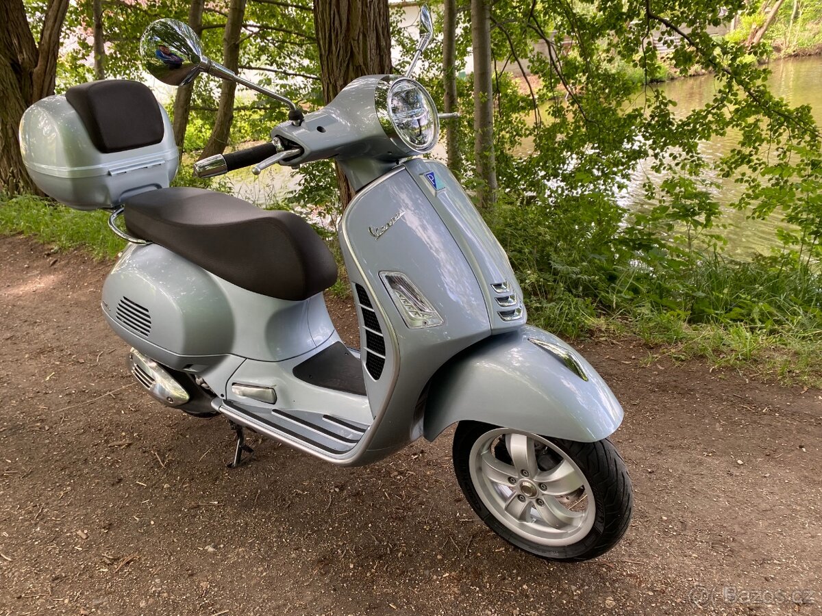 Vespa GTS 300 HPE - 15