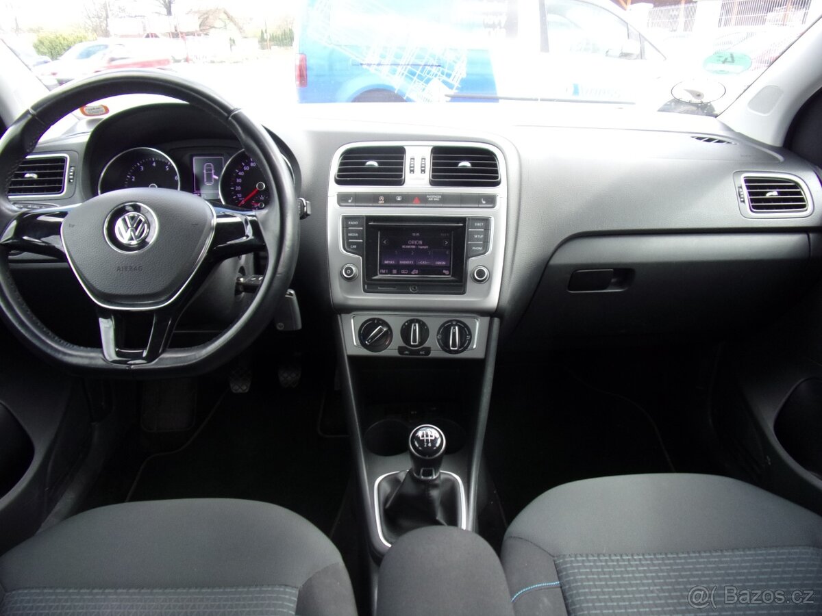 PRODÁM Volkswagen Polo 1.0TSI KLIMA TEMP VÝHŘEV - 15