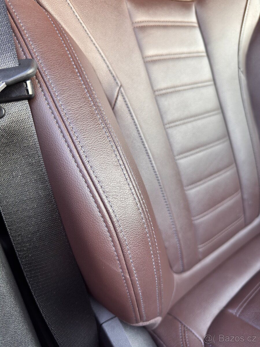 BMW 330xi xDrive Luxury - 15