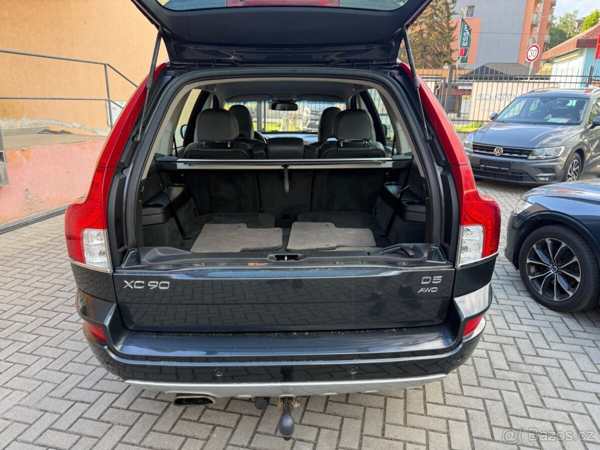 Volvo XC90, D5 2.4d 4x4 - 15