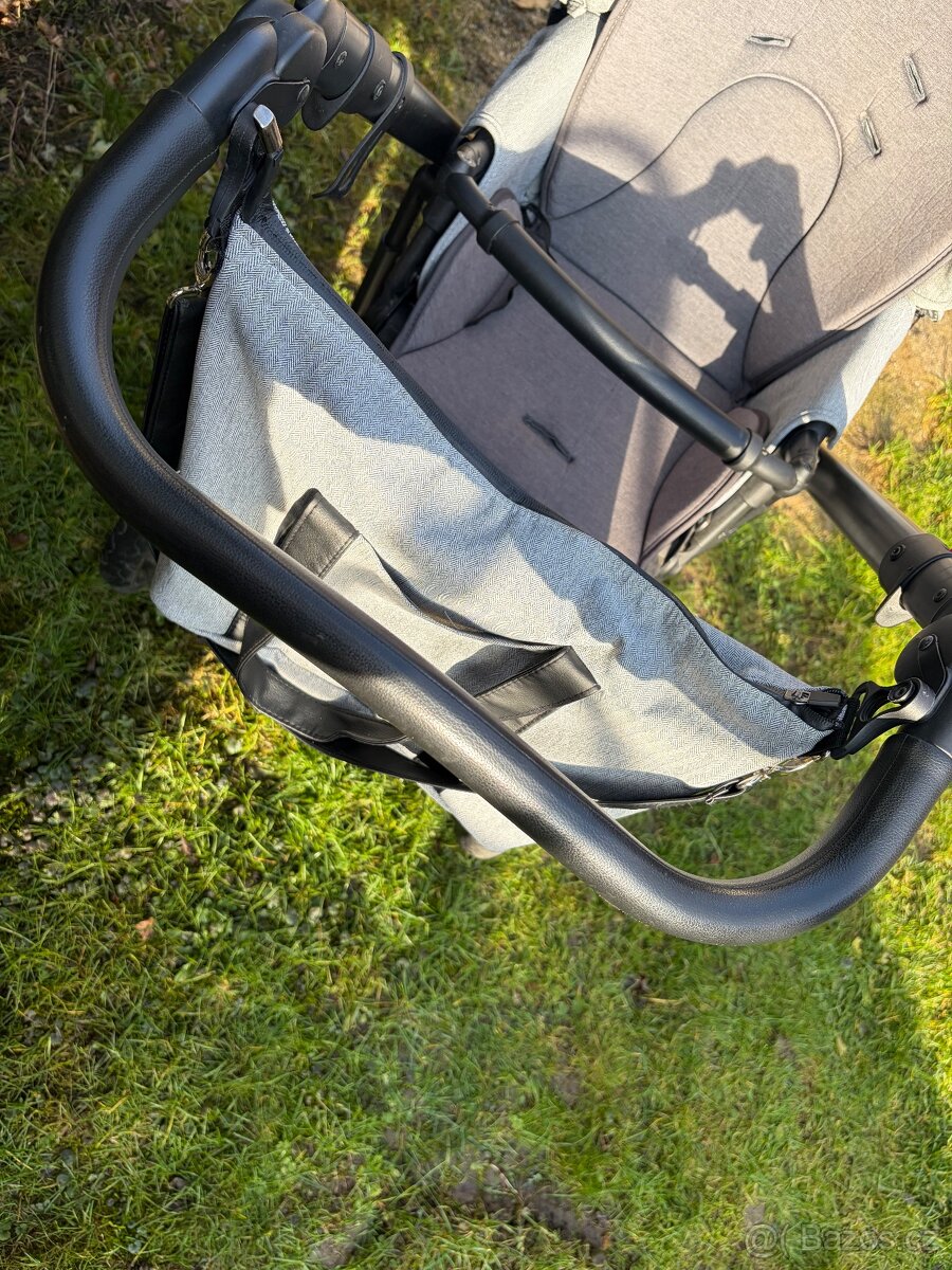 Kočárek dvojkombinace - 15