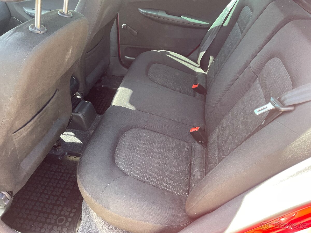 Škoda Fabia 1.2htp 47kw 2006 elegance - 15