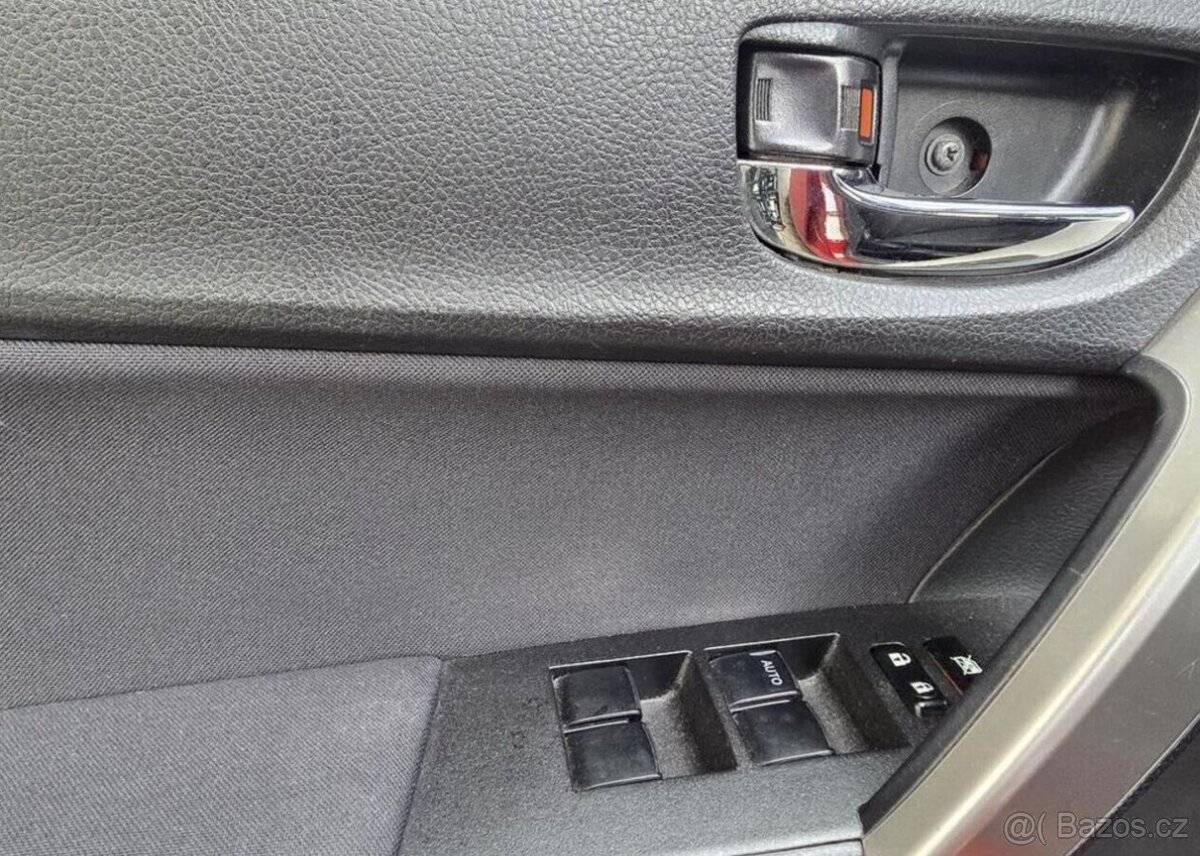 Toyota Corolla 1.6-AUT.KLIMA-KAMERA-PRAV.SERV - 15