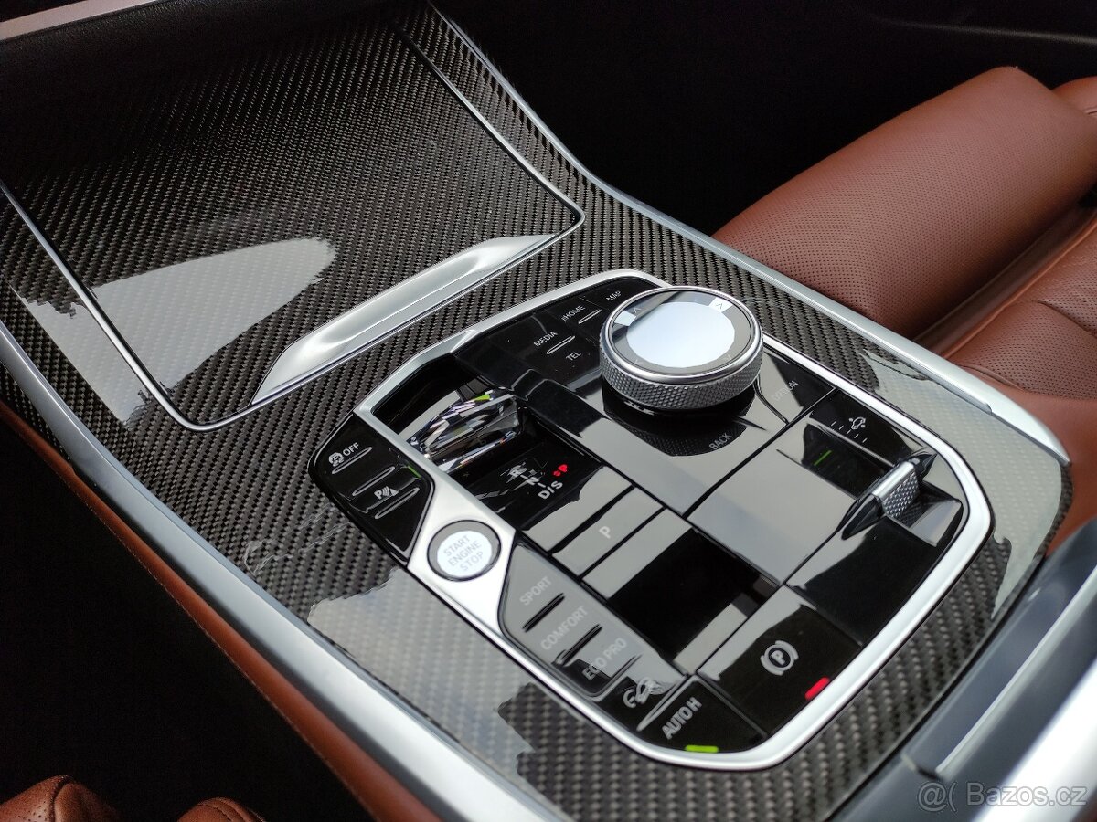 BMW X7 40d xDrive M Paket LASER HUD SKY LOUNGE TAŽNÉ - 15