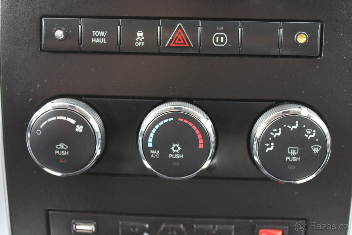 Dodge RAM 5,7 HEMI A/T,4x4,DPH,TAŽNÉ,2010 - 15