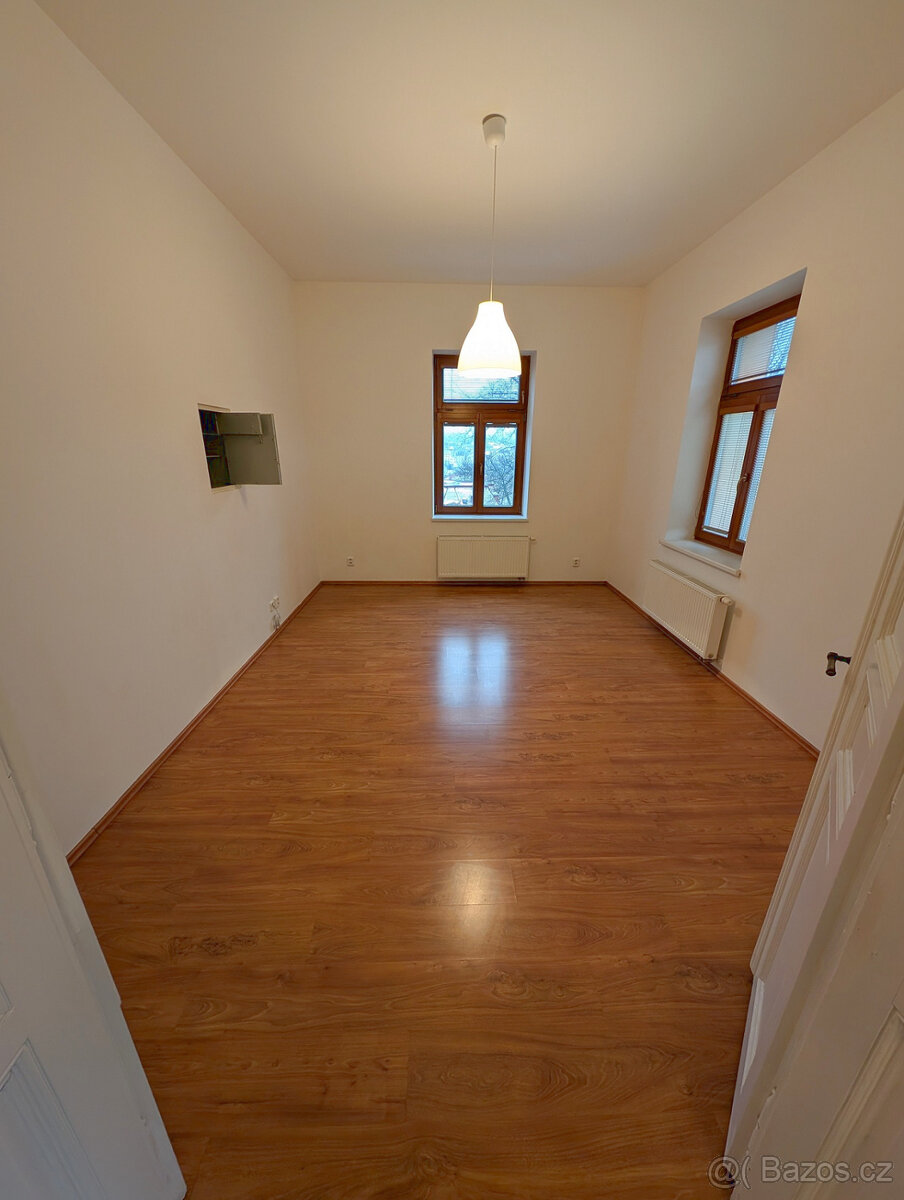 Pronájem bytu 4+1 125 m², ul. Brněnská, Liberec - 15