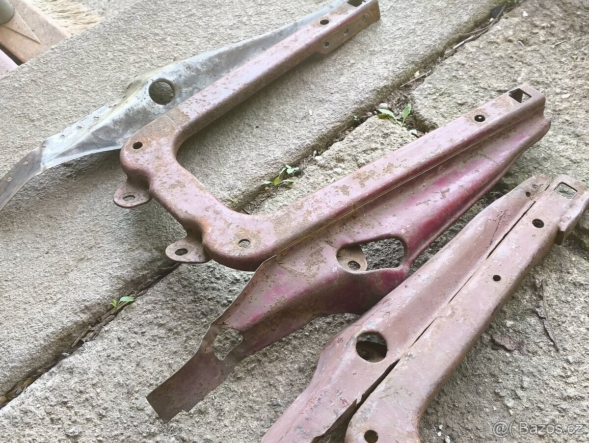 Podsedlový plech rámeček Jawa ČZ 125 175 250 350 353 354 450 - 15