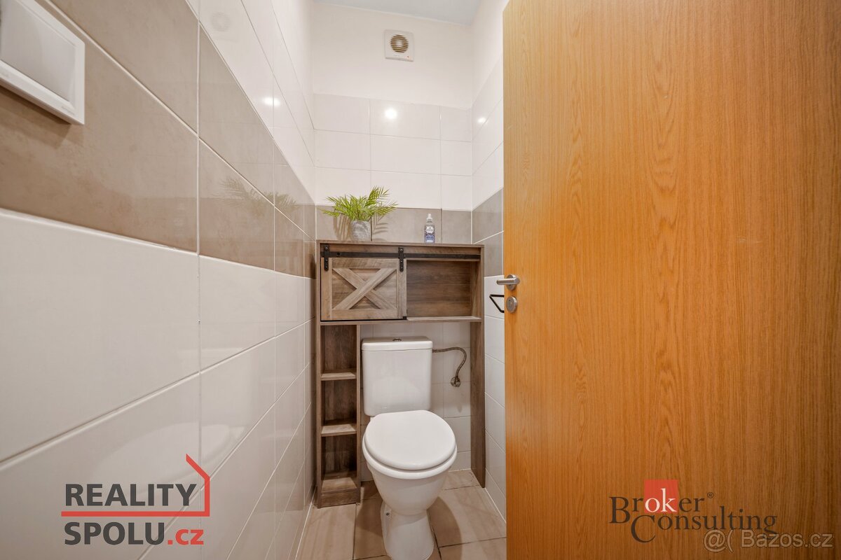 Převod dr. podílu, byty/4+kk, 83 m2, Nádvorní 1206/3, Libere - 15