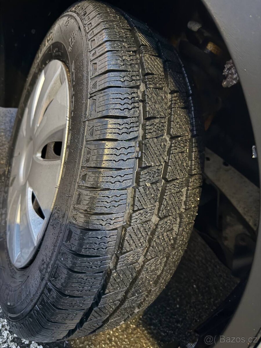 NISAN PRIMASTER 2,5. AVANTOUR 2004 r - 15