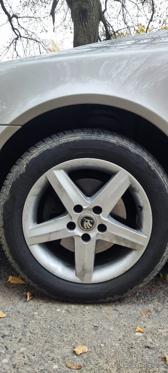 Škoda Octavia 2 2.0 TDI DSG 6 - 15