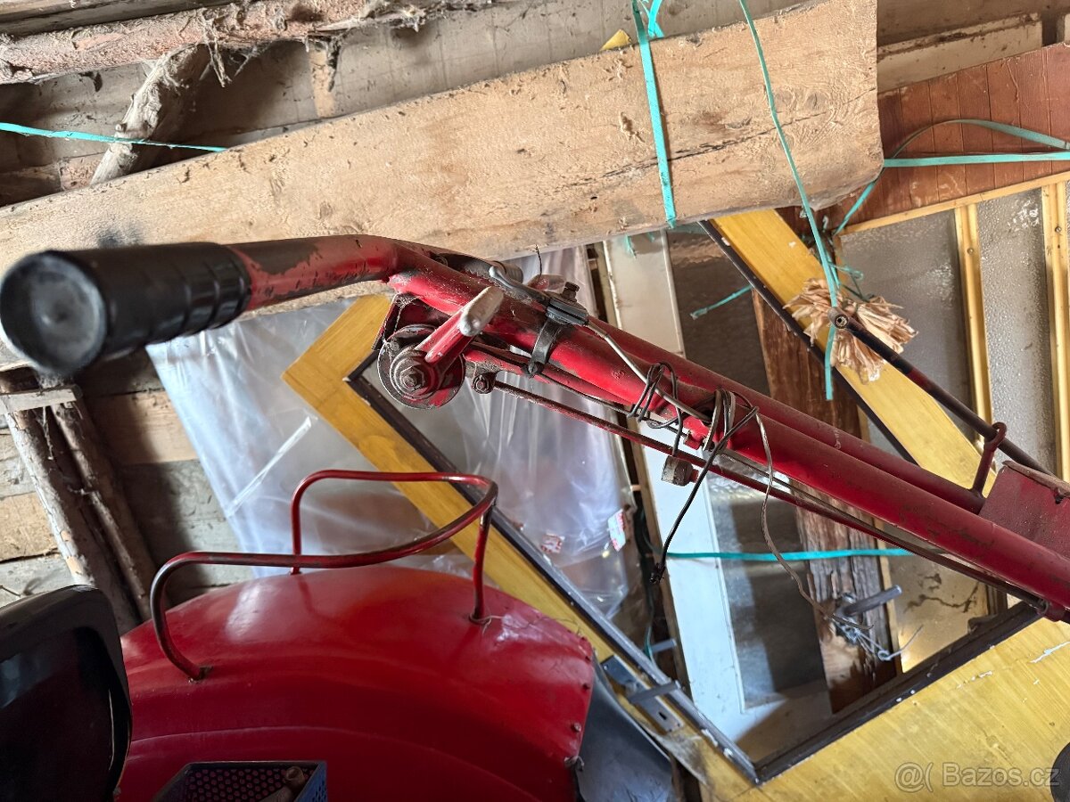 Obracečka hrabačka sekačka pluh za traktor, disk kultivátor - 15