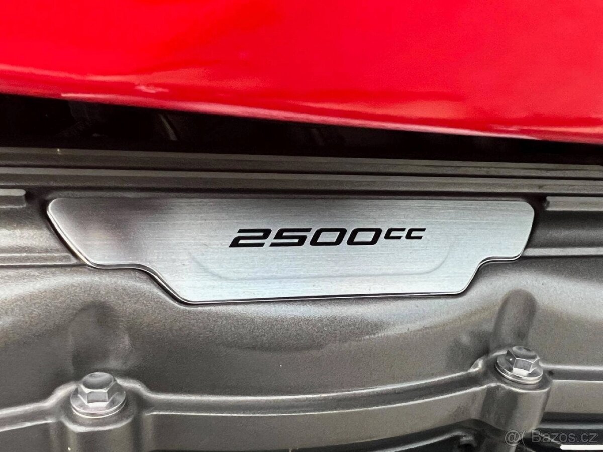 Prodám TRIUMPH ROCKET 3 - 15