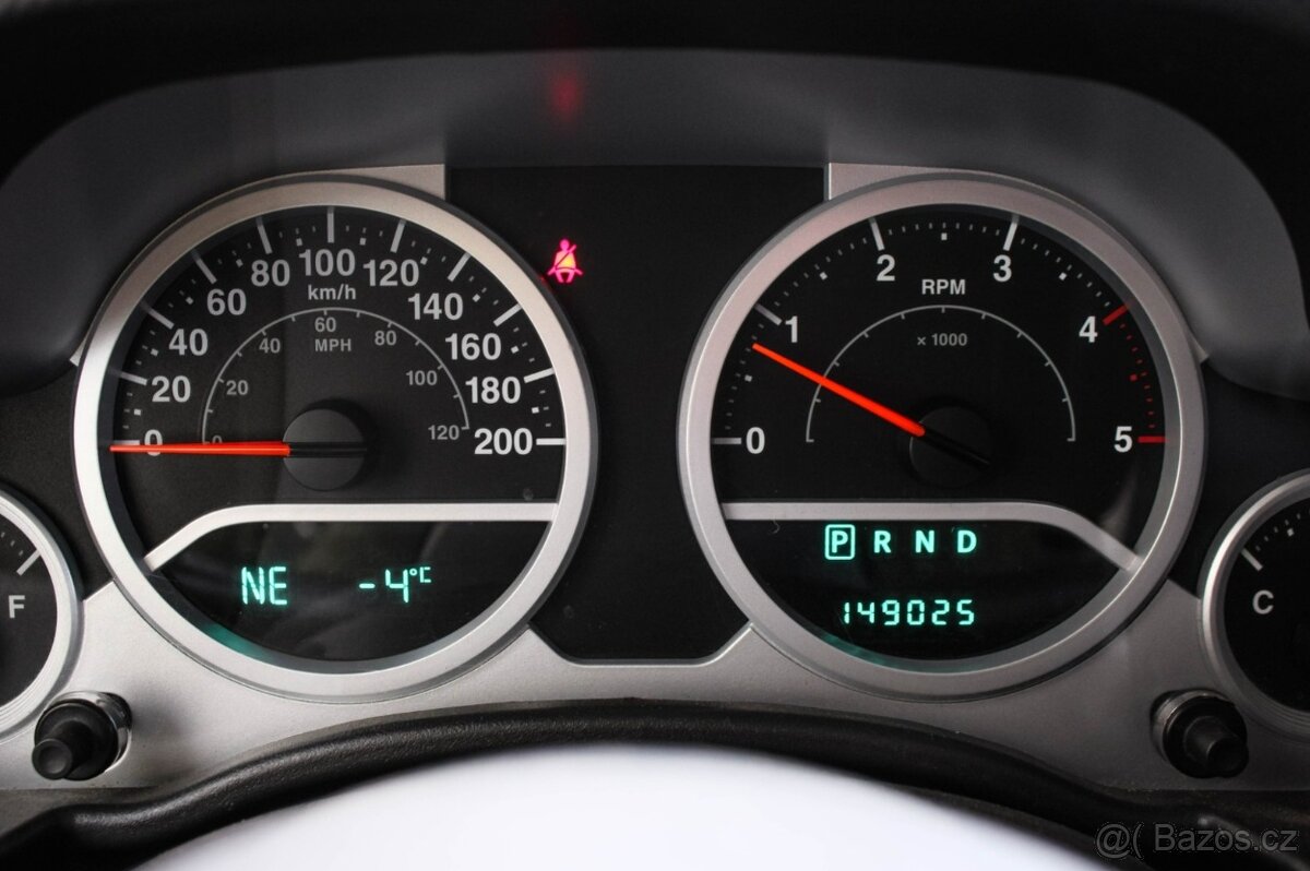 Jeep Wrangler 2.8 CRD Sport A/T - 15