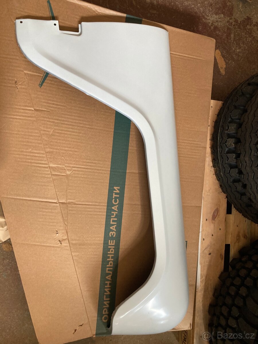 Uaz 469 zadný blatník - opravnú časť predám - 15