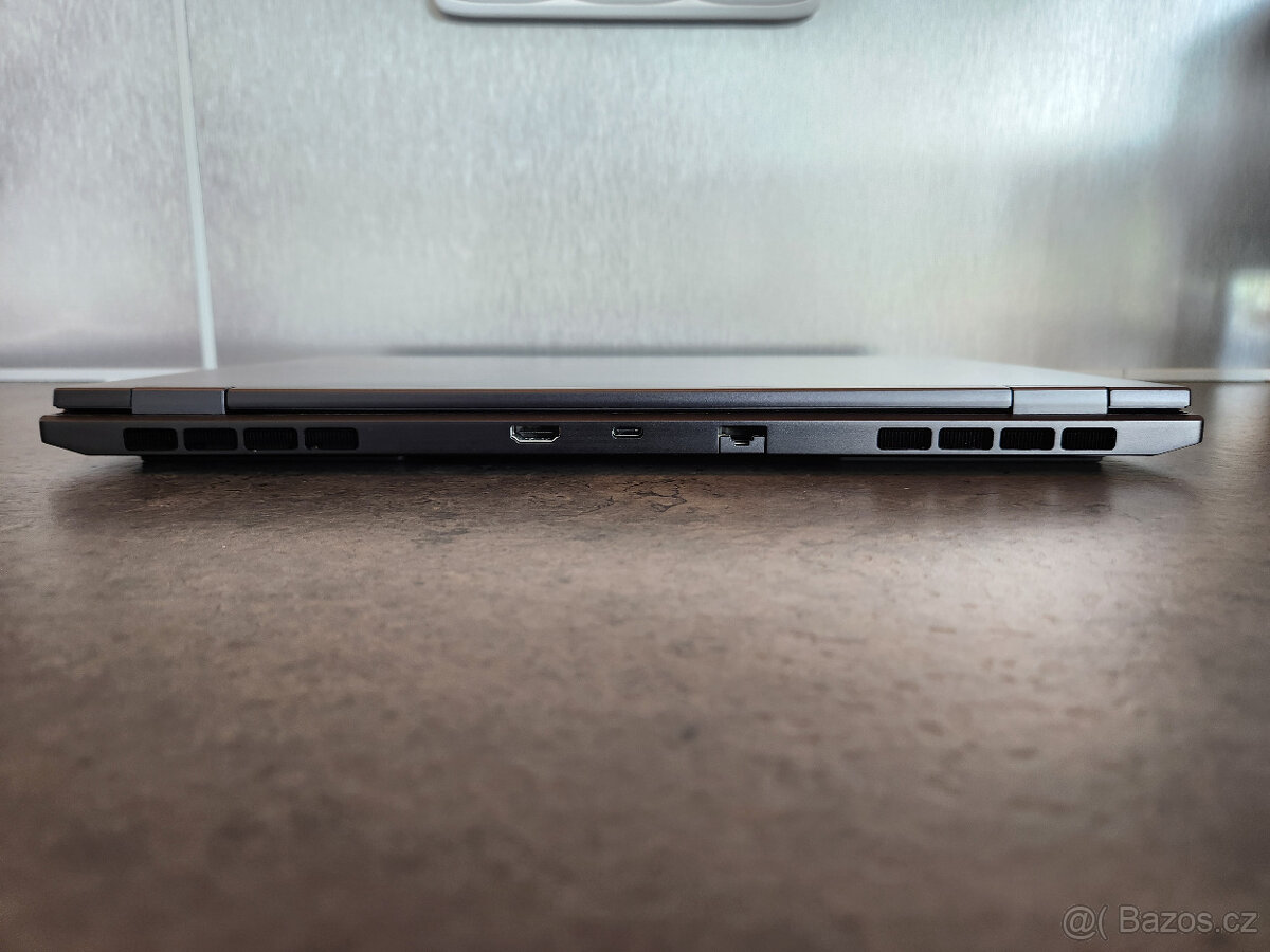 Prodám notebook XMG EVO 15 (M24) AMD Ryzen 7 - Win 11 Pro - 15