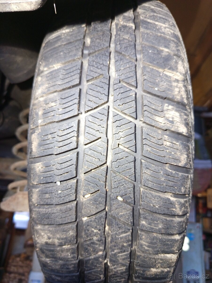 VW Bora 1.6 16v díly - 15