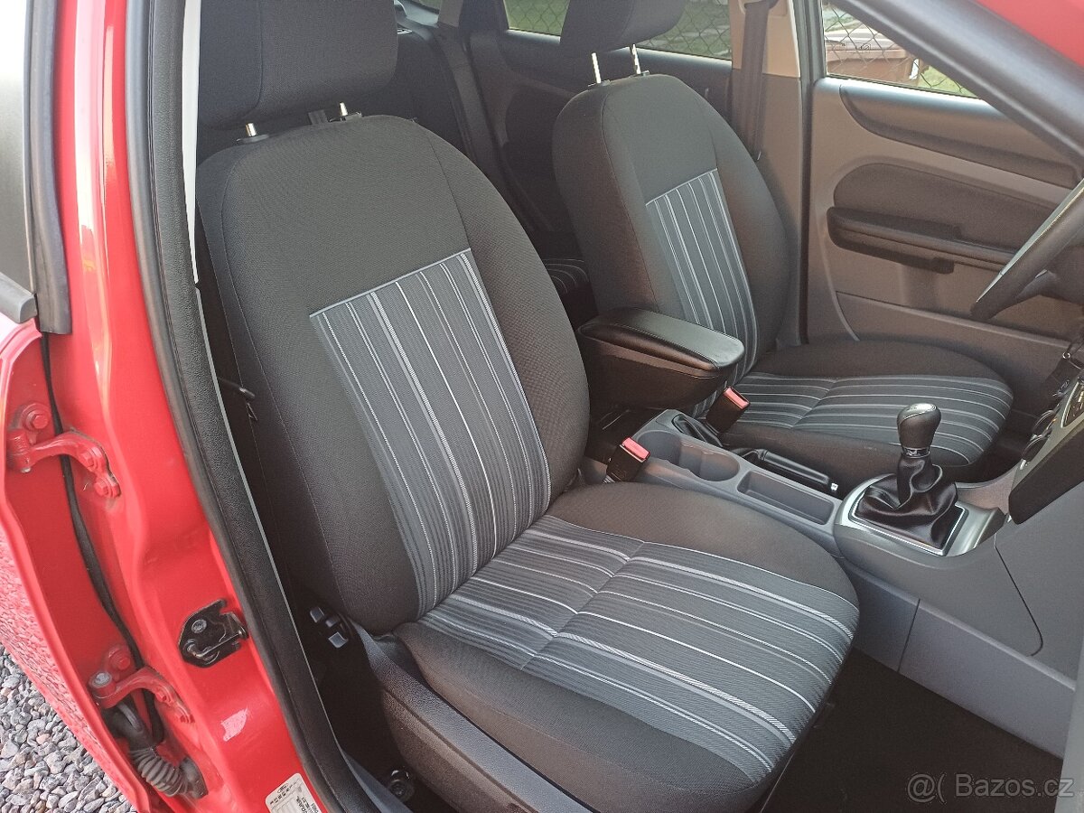 74195km Ford Focus 1.6 16V Tempomat - 15