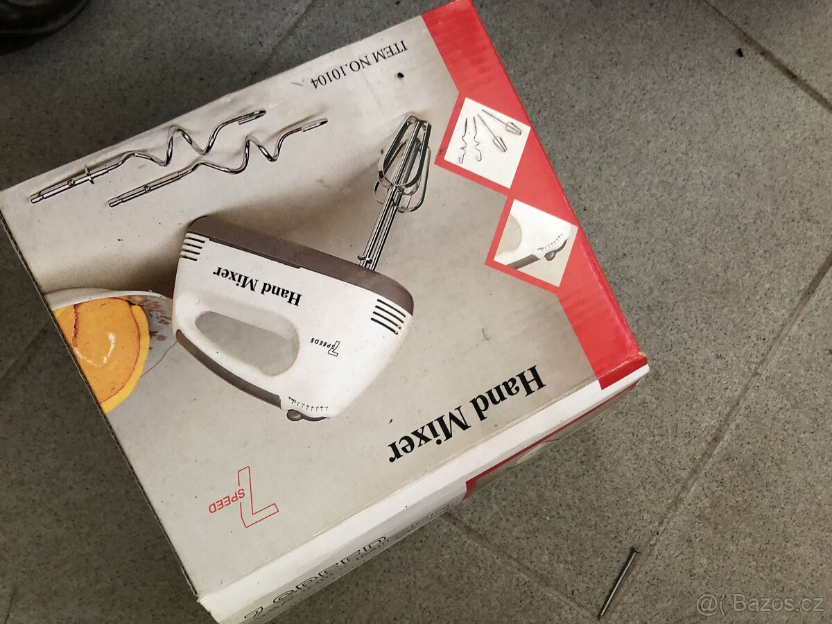 Dortové formy, pánve, nůžky, kuchyňské spotřebiče - 15