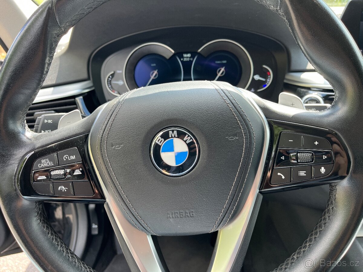 BMW Řada 5, 520d G30/ DPH/ NOVE ROZVODY - 15