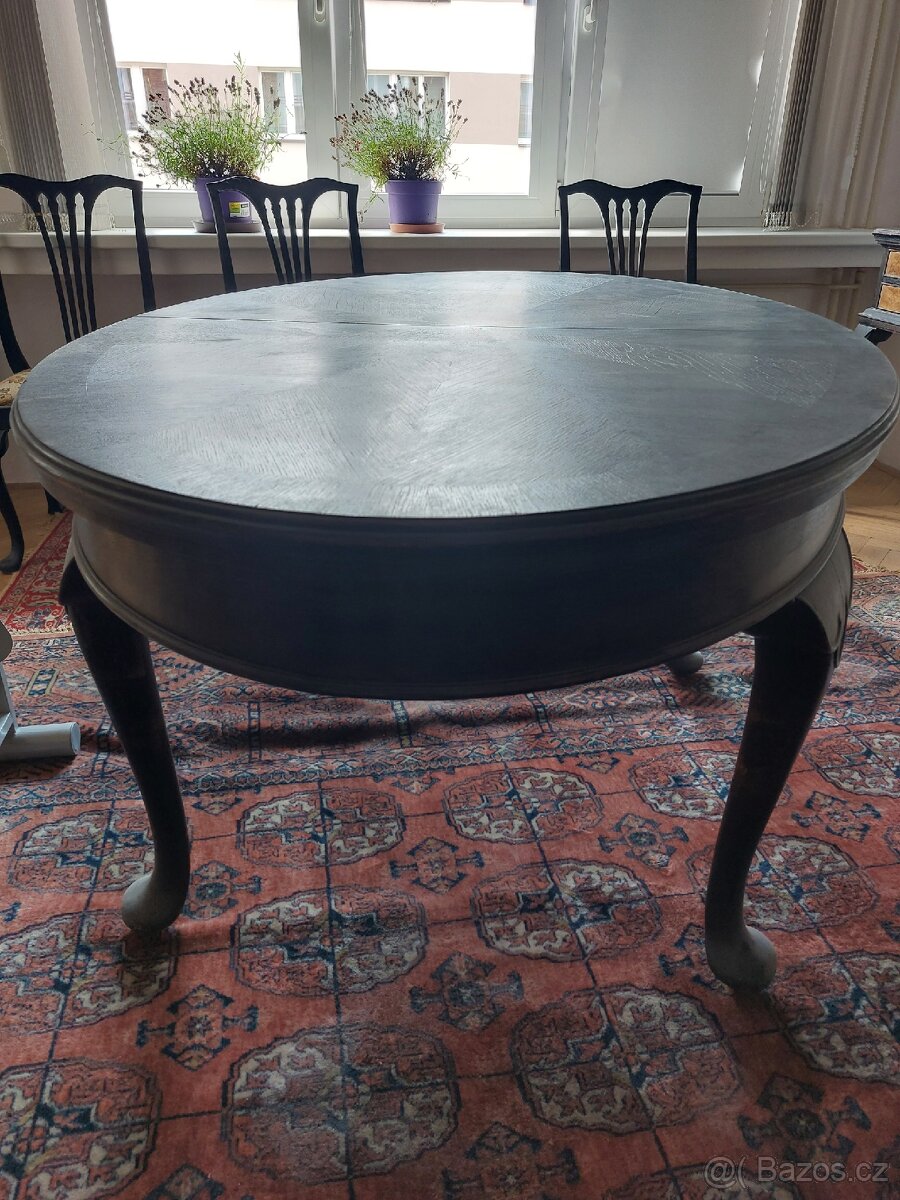 Starožitný stůl a 6 židlí - 15