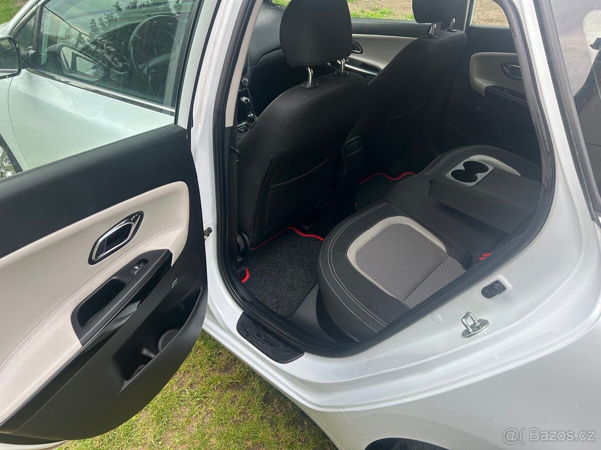 KIA ceed SW 1,6gdi 99kW - 2014 - 15