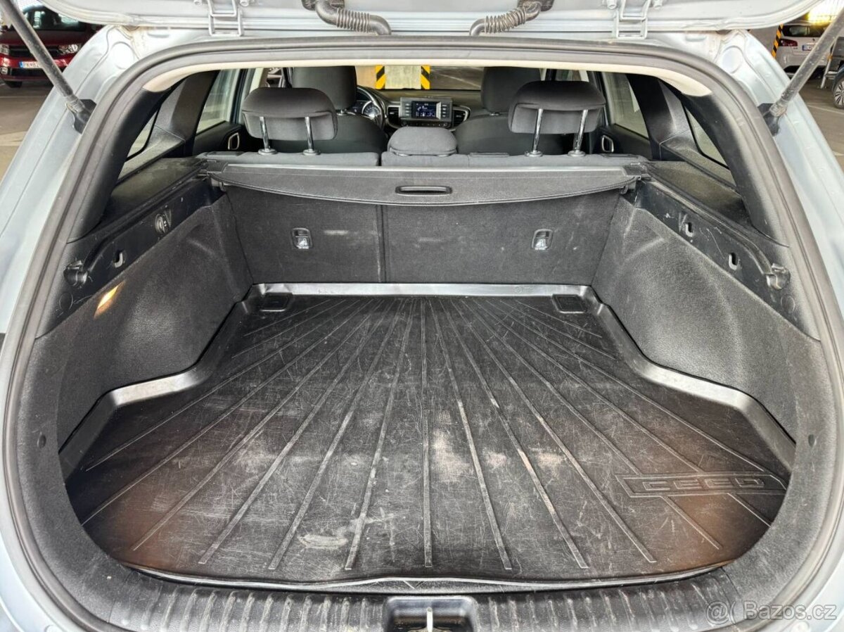 Kia ceed sw - 15