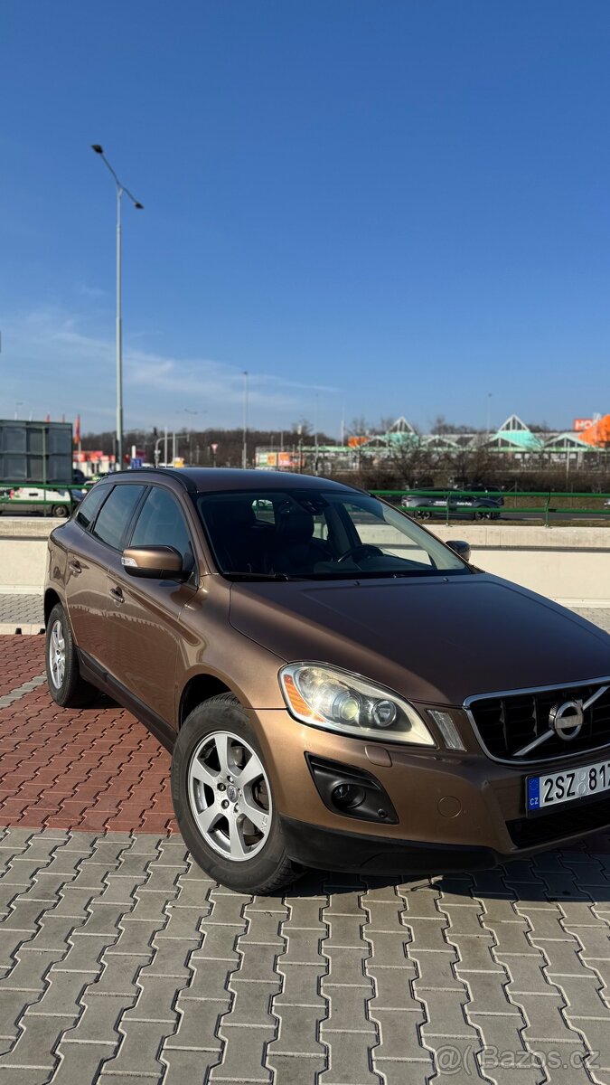 VOLVO XC 60 r. 2009 - 15