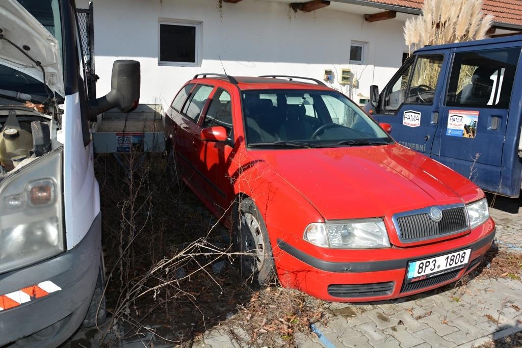 Škoda Octavia, 1.9d - 15