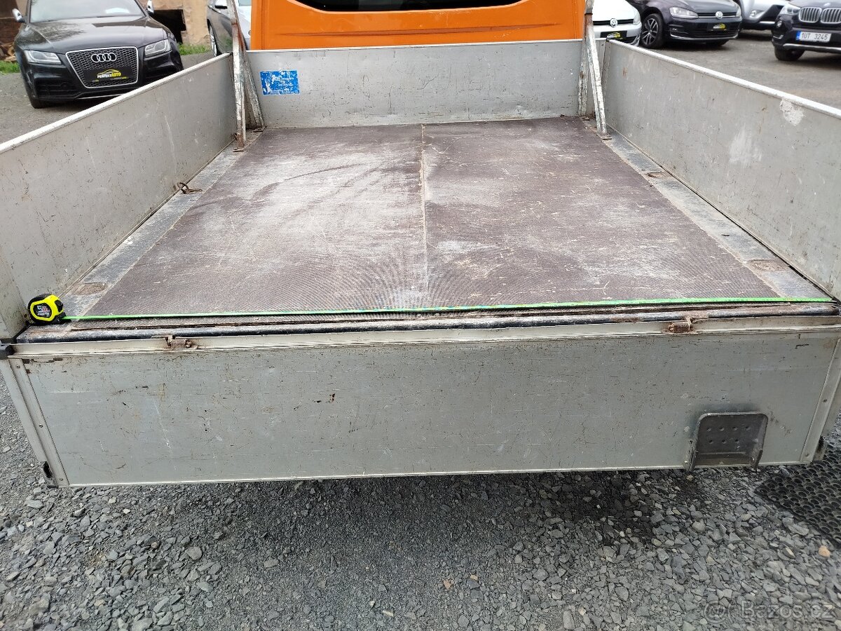 VW T5 TRANSPORTER Valník 2,0 TDi 103kW, DSG, r.v. 11/2010 - 15