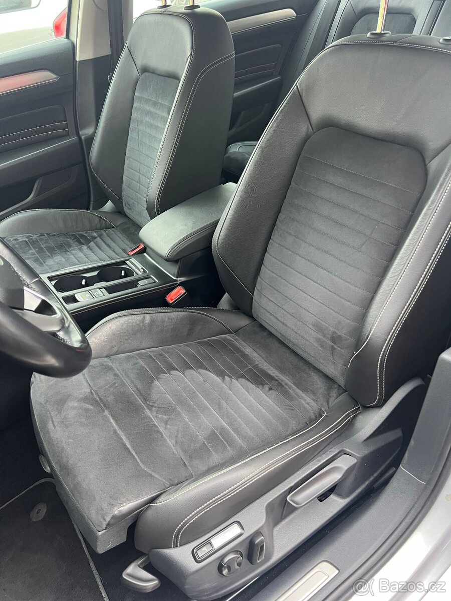 Volkswagen Passat 1.5 TSI DSG, servis pouze ve VW - 15