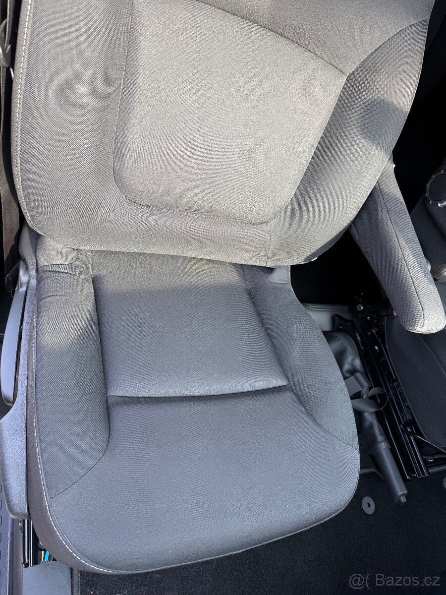 Renault Trafic 8-miestny | r. 2014 (model 2015) | TOP stav | - 15