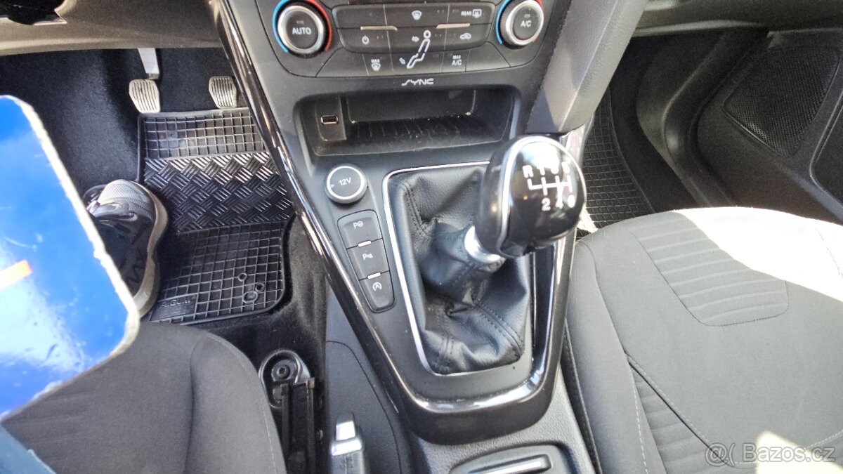 FORD FOCUS 1.5 Eco Boost - 15